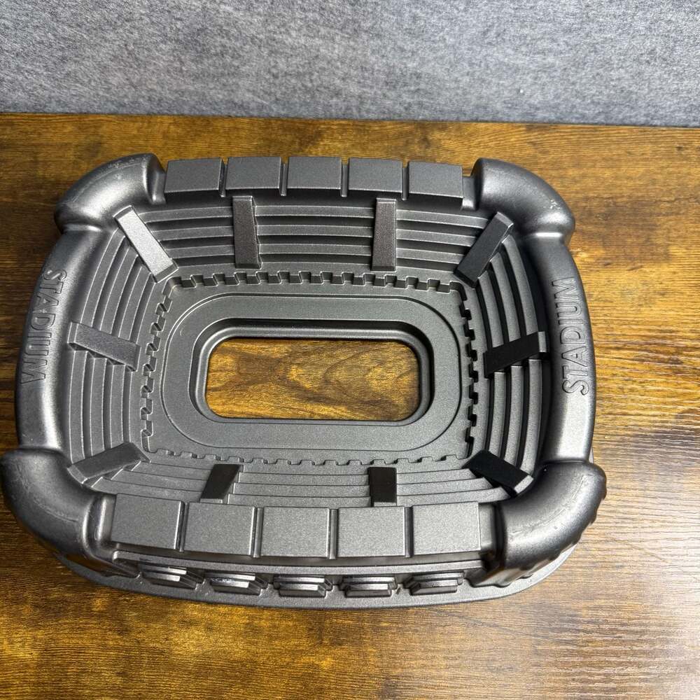 Nordic Ware Stadium Bundt Cake Pan